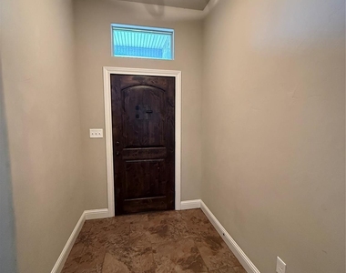 6645 Jasper Circle - Photo Thumbnail 1