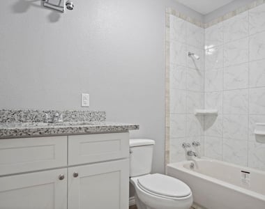 1347 E Palm Drive - Photo Thumbnail 18