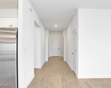 20416 Verawood Loop - Photo Thumbnail 7