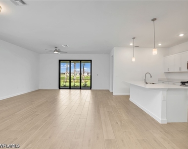 20416 Verawood Loop - Photo Thumbnail 8