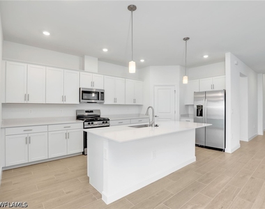 20416 Verawood Loop - Photo Thumbnail 14