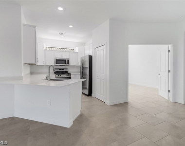 19592 Hinkley Drive - Photo Thumbnail 2