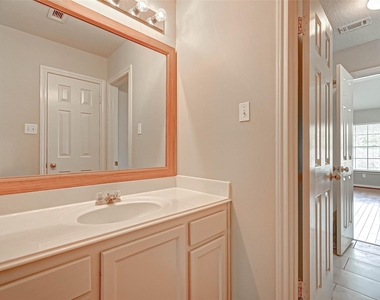 12419 Shadycrest Drive - Photo Thumbnail 46