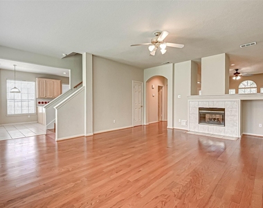 12419 Shadycrest Drive - Photo Thumbnail 13