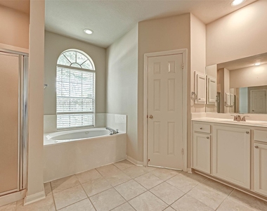 12419 Shadycrest Drive - Photo Thumbnail 35
