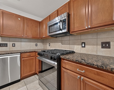 25346 Barmby Drive - Photo Thumbnail 14