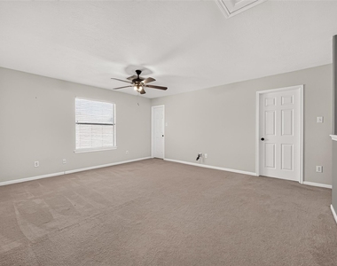 25346 Barmby Drive - Photo Thumbnail 38