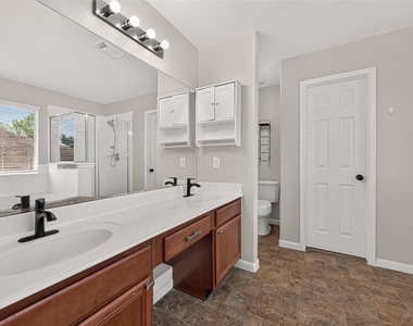 25346 Barmby Drive - Photo Thumbnail 31