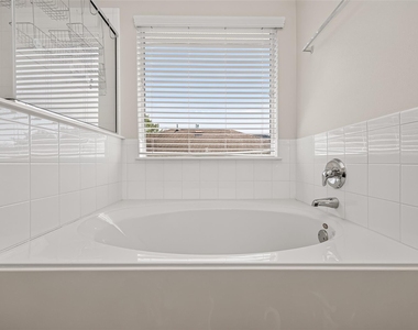 25346 Barmby Drive - Photo Thumbnail 35