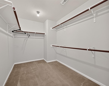 25346 Barmby Drive - Photo Thumbnail 34