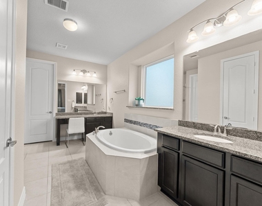 2018 Brookmont Drive - Photo Thumbnail 23