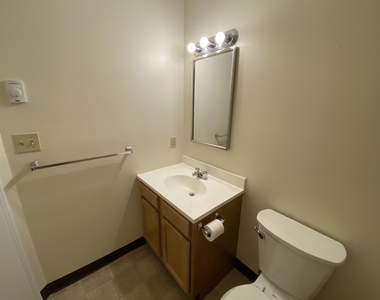 147 Eastern - Photo Thumbnail 32