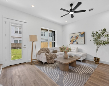 305 Marcella Street - Photo Thumbnail 4