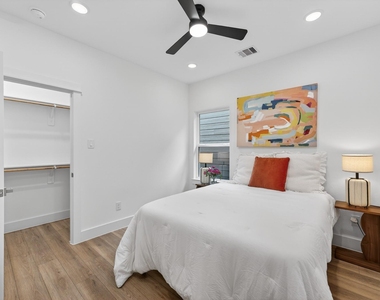 305 Marcella Street - Photo Thumbnail 29