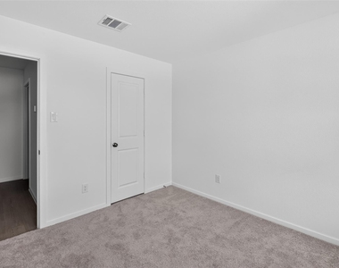 3008 Calhoun Falls Drive - Photo Thumbnail 31