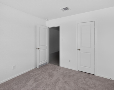 3008 Calhoun Falls Drive - Photo Thumbnail 30