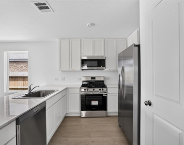 3008 Calhoun Falls Drive - Photo Thumbnail 11