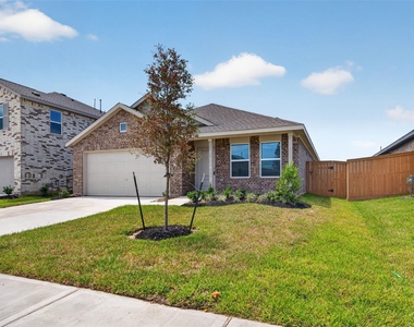 3008 Calhoun Falls Drive - Photo Thumbnail 2