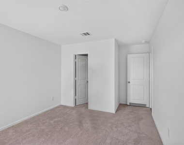3008 Calhoun Falls Drive - Photo Thumbnail 20