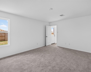 3008 Calhoun Falls Drive - Photo Thumbnail 12