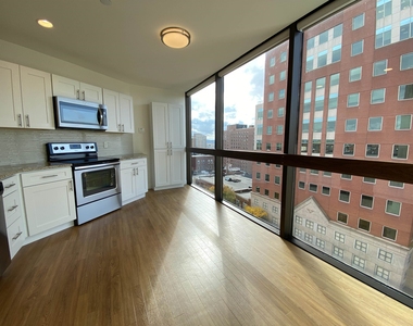875 Elm - Photo Thumbnail 3