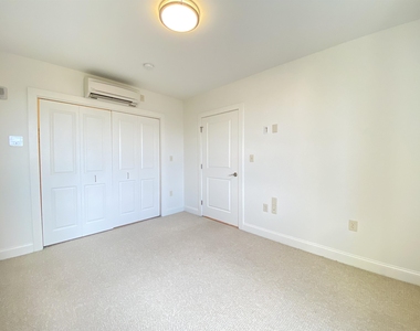 875 Elm - Photo Thumbnail 24