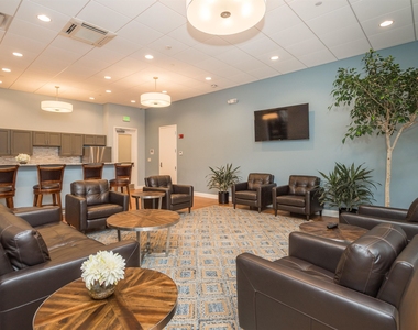 875 Elm - Photo Thumbnail 34