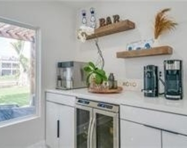1745 Bikini Court - Photo Thumbnail 13