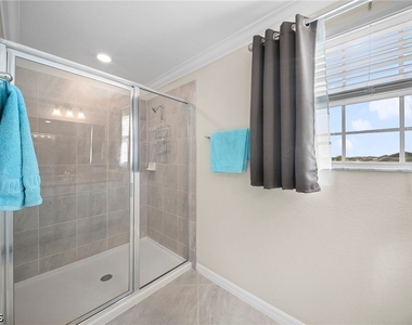 3697 E Hampton Circle - Photo Thumbnail 15