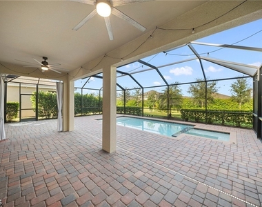 3697 E Hampton Circle - Photo Thumbnail 27