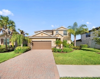 3697 E Hampton Circle - Photo Thumbnail 32