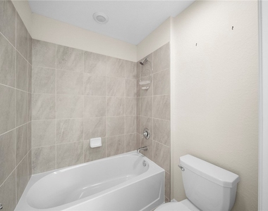 3697 E Hampton Circle - Photo Thumbnail 19
