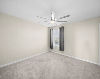 3697 E Hampton Circle - Photo Thumbnail 17