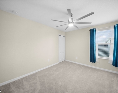 3697 E Hampton Circle - Photo Thumbnail 20