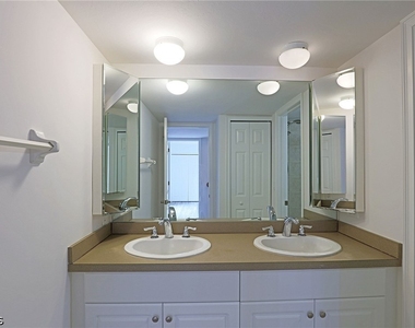 1538 Park Meadows Drive - Photo Thumbnail 9