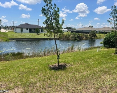 1210 Ne 14th Avenue - Photo Thumbnail 16