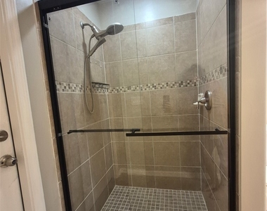 3001 51st Street Sw - Photo Thumbnail 12