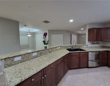3001 51st Street Sw - Photo Thumbnail 25
