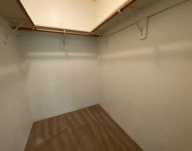 385 Huse - Photo Thumbnail 19