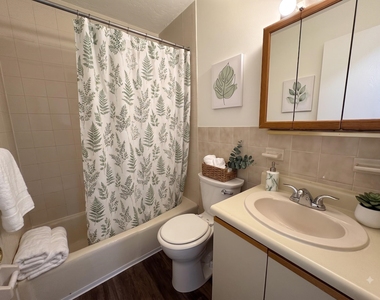 385 Huse - Photo Thumbnail 31