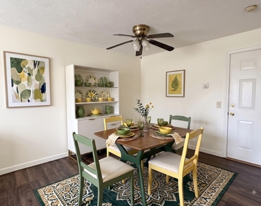 385 Huse - Photo Thumbnail 10