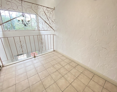 385 Huse - Photo Thumbnail 33