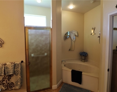 1321 Gleason Parkway - Photo Thumbnail 5