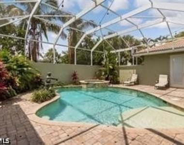 4862 Conover Court - Photo Thumbnail 31