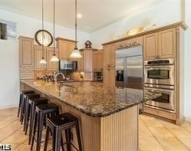 4862 Conover Court - Photo Thumbnail 5