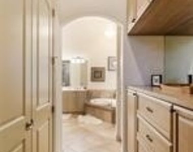 4862 Conover Court - Photo Thumbnail 16