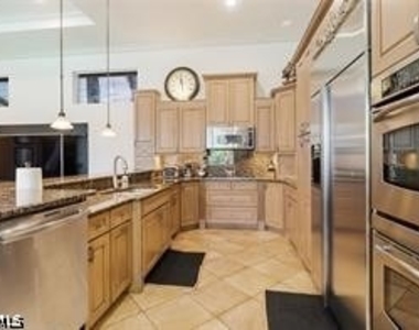 4862 Conover Court - Photo Thumbnail 10