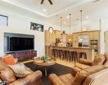 4862 Conover Court - Photo Thumbnail 4