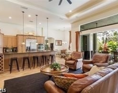 4862 Conover Court - Photo Thumbnail 3