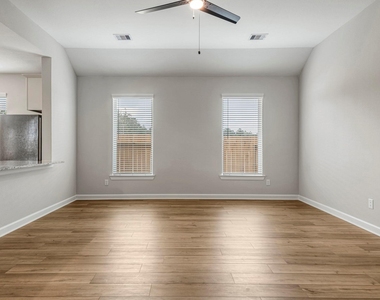 15683 Honey Cove Drive - Photo Thumbnail 6